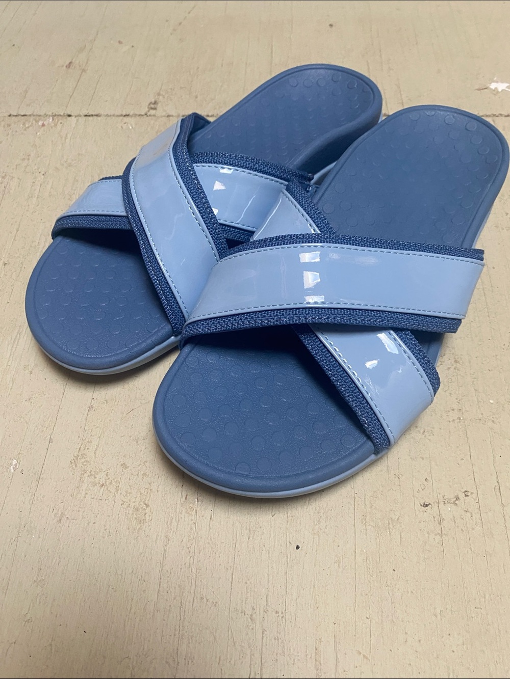 Vionic Light Blue Patent Crisscross Slide Sandals